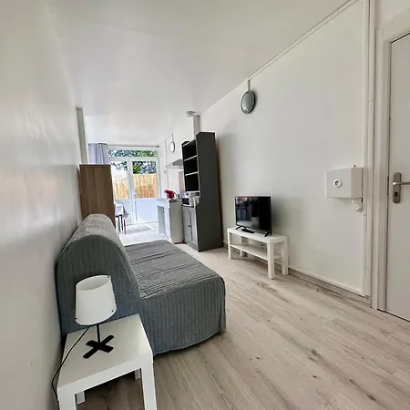 001 T2 Immeuble Perseverance *