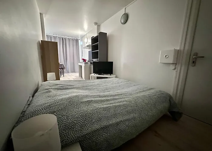 Апартаменты 001 T2 Immeuble Perseverance