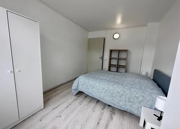 Апартаменты 001 T2 Immeuble Perseverance