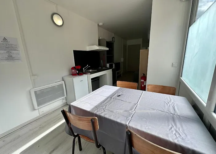 Апартаменты 001 T2 Immeuble Perseverance